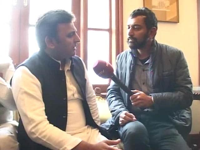 Video : Seeking opinion on cases against riot-accused Muslim leaders doesn't mean we will withdraw them: Akhilesh