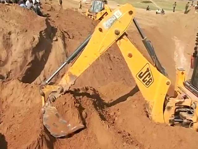 2-year-old falls into open borewell in Rajasthan, hope fades as hours go by