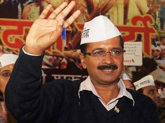 Delhi: Arvind Kejriwal announces anti-corruption helpline