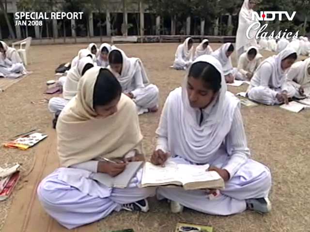 स्पेशल रिपोर्ट : गुरुदासपुर का एक स्कूल जो मिसाल है