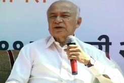 शरद पवार प्रधानमंत्री बने तो मुझे खुशी होगी : शिंदे शरद पवार प्रधानमंत्री बने तो मुझे खुशी होगी : शिंदे