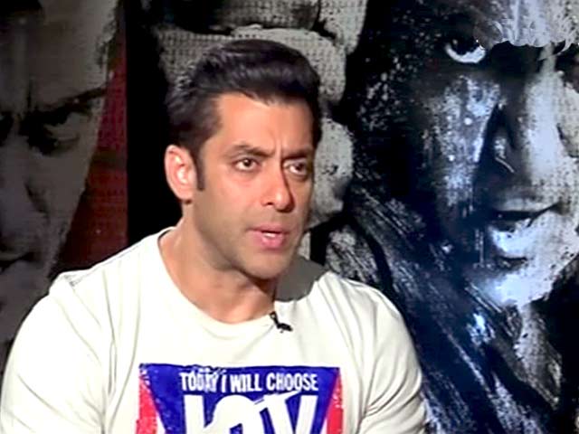 सैफई विवाद पर बोले सलमान, मैंने सिर्फ अपना काम किया