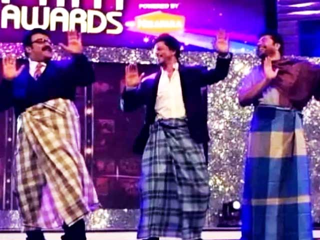 Video : SRK's <i>Lungi Dance</i> with Mohanlal, Mammootty
