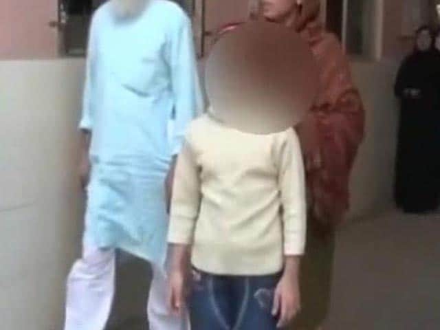 Video : Thane: 11-year-old domestic help tortured with chillies, says police