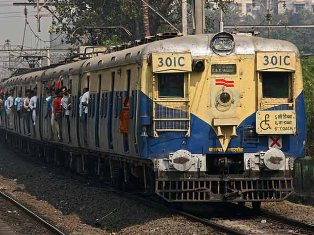 संवेदनहीनता का सफर