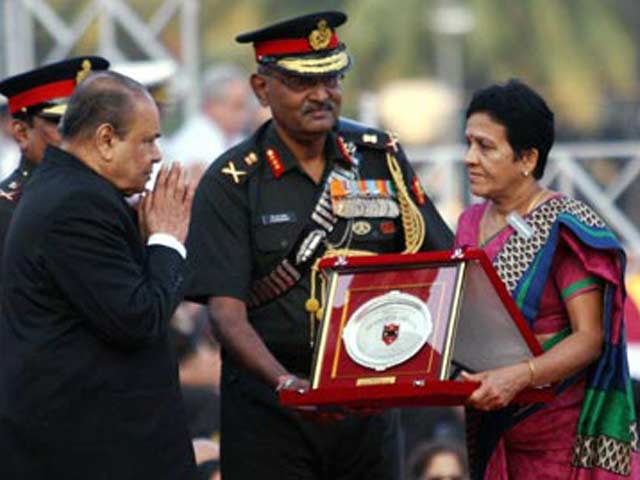 On Army Day, a special gesture for bravehearts