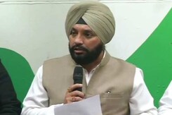 Is this the same government that attacked Sheila Dikshit on rape? Congress slams Arvind Kejriwal Is this the same government that attacked Sheila Dikshit on rape? Congress slams Arvind Kejriwal