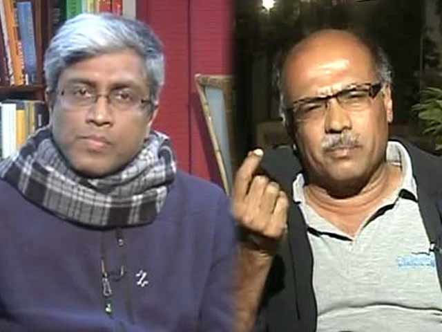 Video : 'Did you read AAP manifesto?' Ashutosh asks Captain Gopinath
