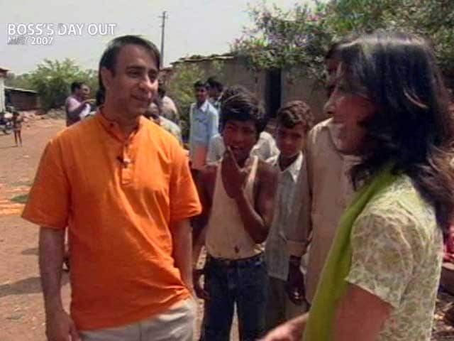 Video : Boss' Day Out: Vikram Akula of SKS Microfinance (Aired: May 2007)