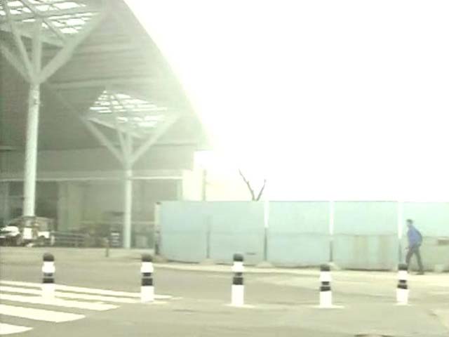 Delhi: Fog hits flight, train operations