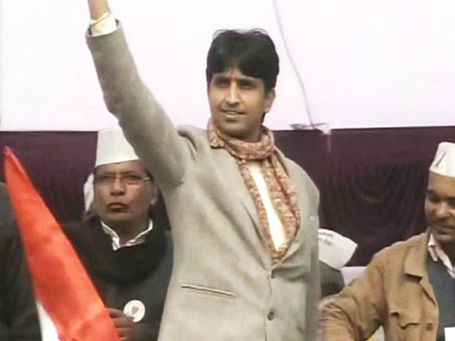 AAP's Kumar Vishwas under fire for racist joke on Kerala nurses
