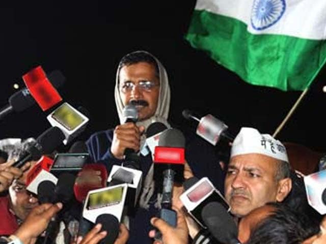 Video : Arvind Kejriwal calls off sit-in that gridlocked Delhi, shocked Centre