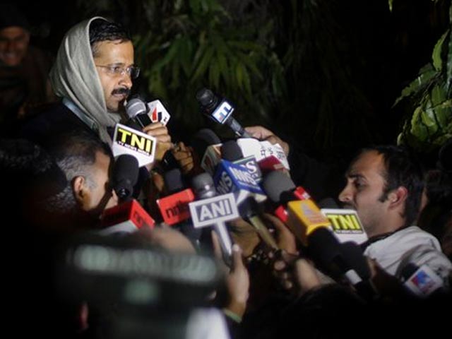 Arvind Kejriwal accepts Centre's compromise to end protest