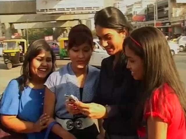 Video : Bangalore becomes first Indian city to have free wifi hotspots