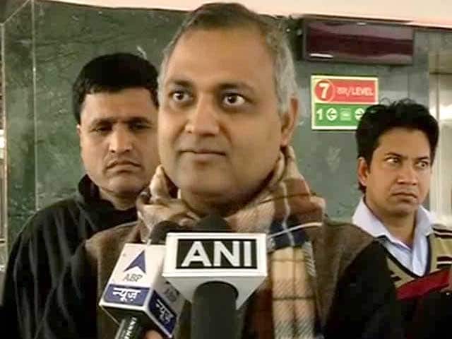 Video : After accusing reporters of taking money from Modi, Somnath Bharti apologises