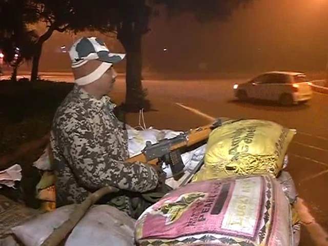 India celebrates 65th Republic Day amidst tight security