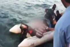 नौका डूबने से 21 लोगों की मौत नौका डूबने से 21 लोगों की मौत