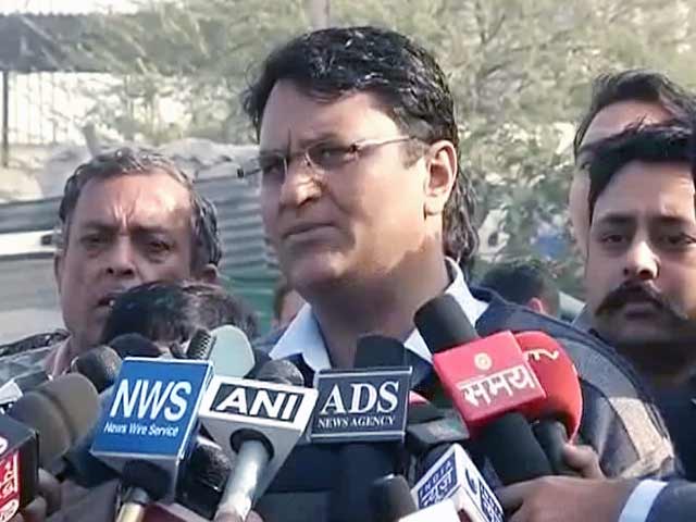 'आप' को जिम्मेदारियों से भागने नहीं देंगे : बिन्नी