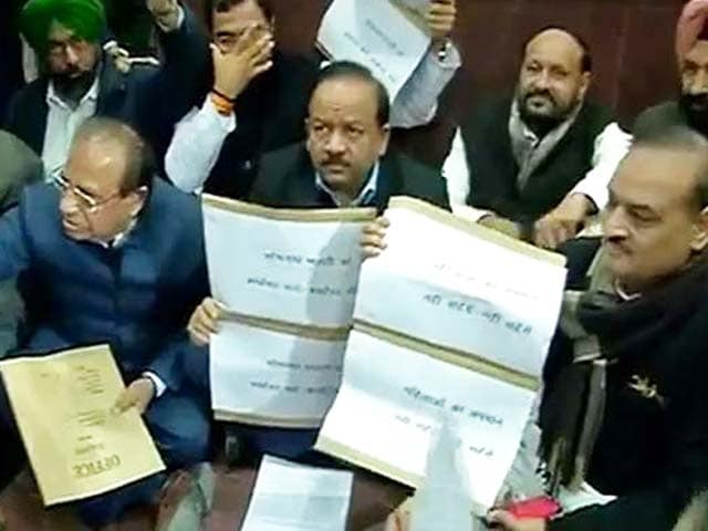 Video : Dharna? we can do one too: BJP lawmakers take on Arvind Kejriwal