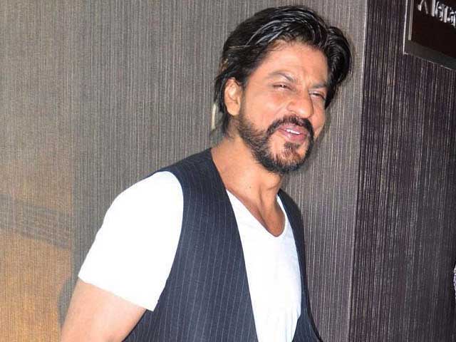 Video : SRK - Not a <i>Happy Year</i>
