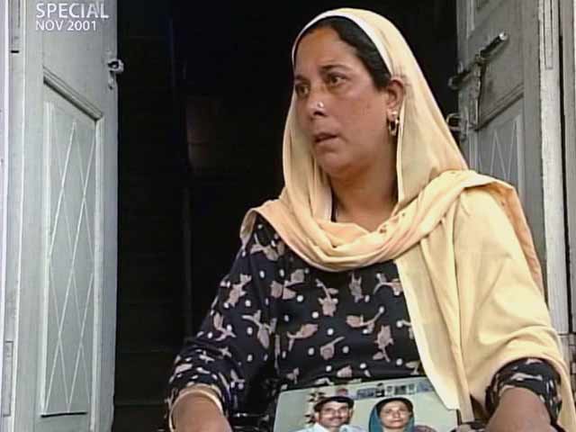 The martyrs of Kashmir (Aired: November 2001)