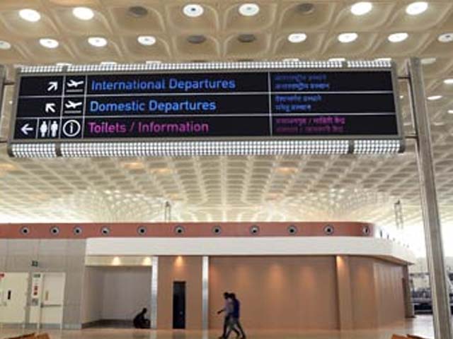 At airports, MPs want 'khaas aadmi' treatment