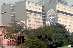 रवीश उवाच : गांधी के आदर्श कितने प्रासंगिक? रवीश उवाच : गांधी के आदर्श कितने प्रासंगिक?