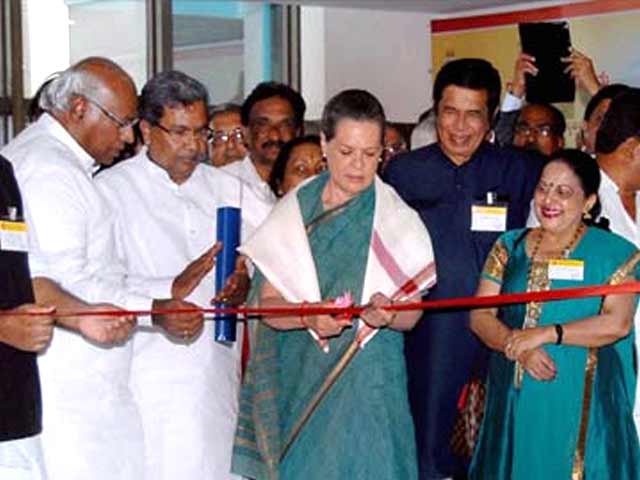 BJP sowing seeds of poison in its hunger for power: Sonia Gandhi