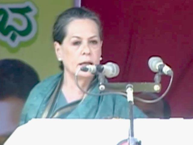 जहर की खेती करती है भाजपा : सोनिया