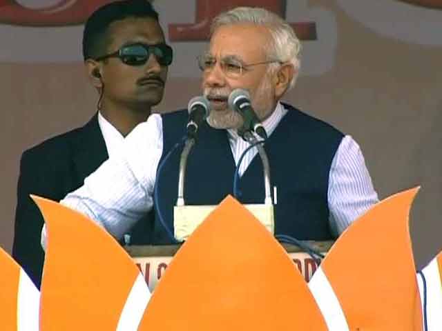 Video : Modi hits back at Sonia, says Congress, not BJP, sowing seeds of poison