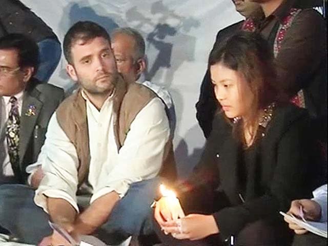 Video : Rahul Gandhi, in rare gesture, joins student protestors