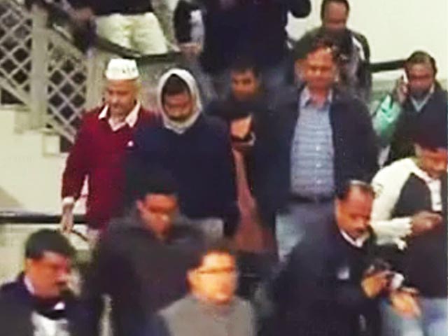 इंडिया न्यूजरूम : दिल्ली में जन लोकपाल बिल मंजूर