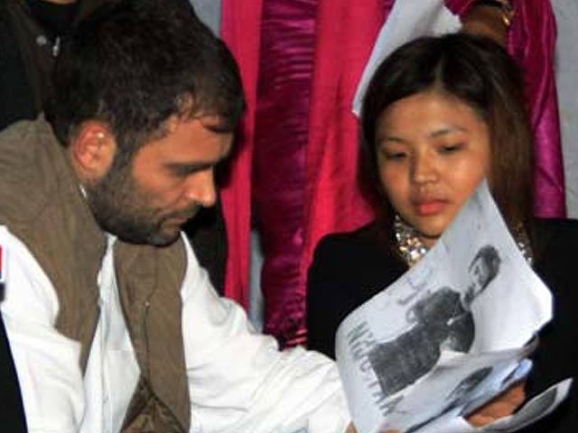 Nido Taniam's death: Rahul Gandhi joins protestors, Kejriwal to sit on 'dharna' with them