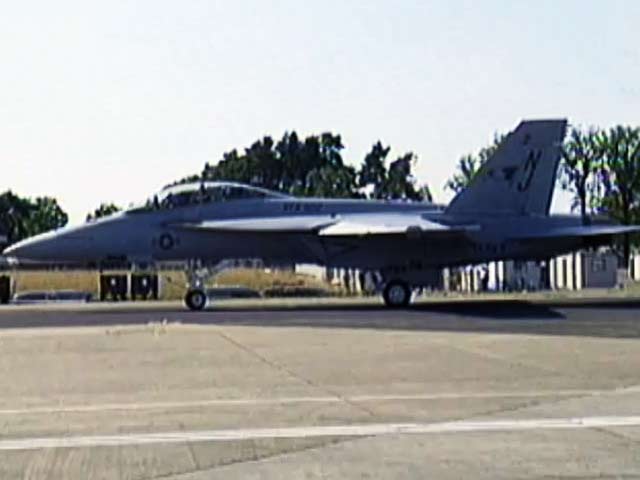 India: Flying high (Aired: 2006)