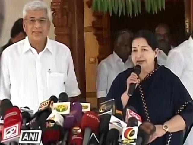 Video : Jayalalithaa forges alliance with Left in Tamil Nadu
