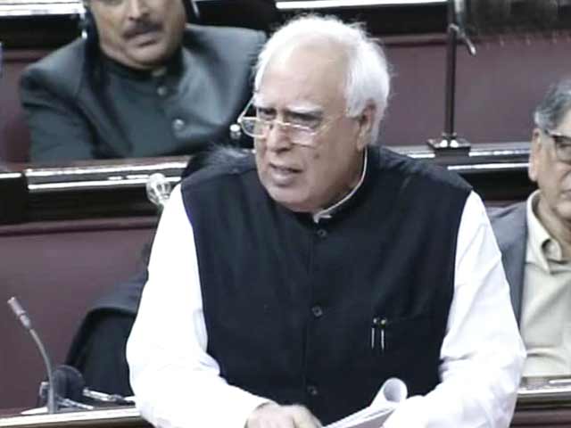 न्यूजरूम : संसद में नहीं पेश हो सका दंगाविरोधी बिल