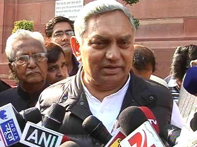 Sonia Gandhi snubs Janardhan Dwivedi over caste-basted reservation