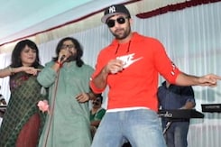 Ranbir's <i>badtameez</i> performance Ranbir's <i>badtameez</i> performance