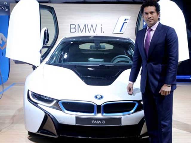 Auto Expo 2014: Sachin Tendulkar unveils BMW i8