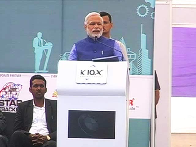 गुजरात के विकास में सबका योगदान : मुस्लिम ट्रेड फेयर में मोदी