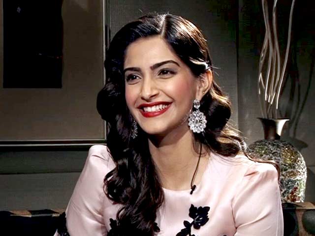 Cell Guru interview: Sonam Kapoor on Oppo N1