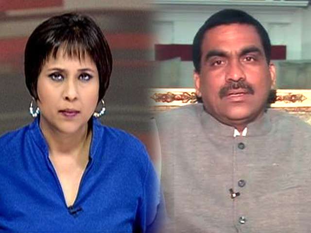 Stuck in Telangana trap, Congress cracks the whip