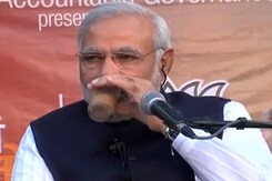 Tea stalls are 'footpath parliaments': Modi at 'chai pe charcha' Tea stalls are 'footpath parliaments': Modi at 'chai pe charcha'