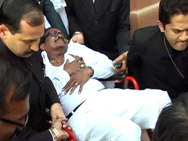 लोकसभा में बिगड़ी टीडीपी सांसद की तबीयत