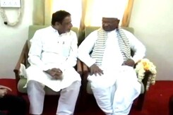 Anna Hazare to campaign for Mamata Banerjee's Trinamool in Lok Sabha elections Anna Hazare to campaign for Mamata Banerjee's Trinamool in Lok Sabha elections