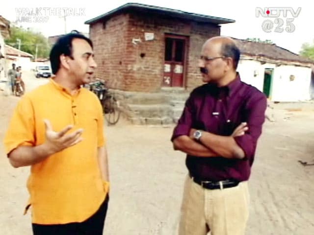 Video : Walk The Talk with Vikram Akula (Aired: June 2007)