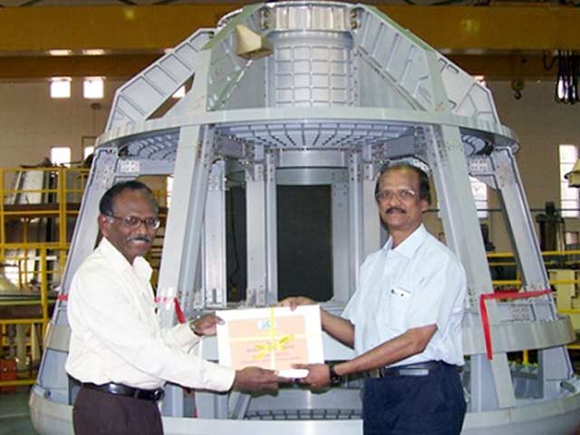 Video : भारत अंतरिक्ष में भेजगा इंसान, पहला स्पेस कैप्सूल पेश