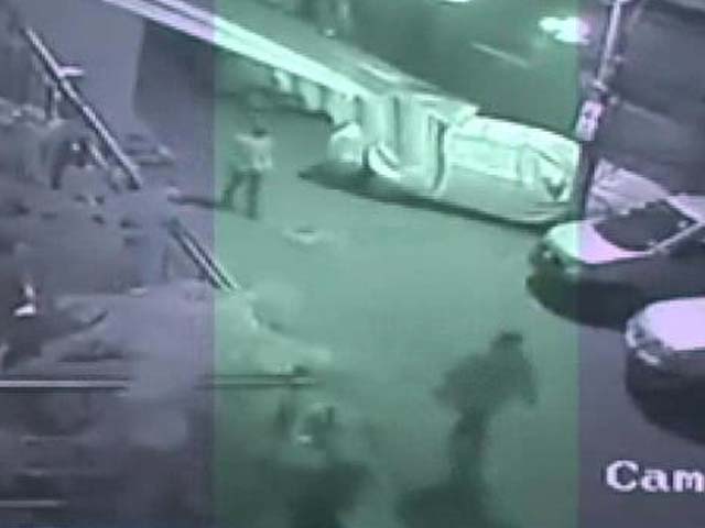 Woman stabbed to death for resisting robbery in Delhi