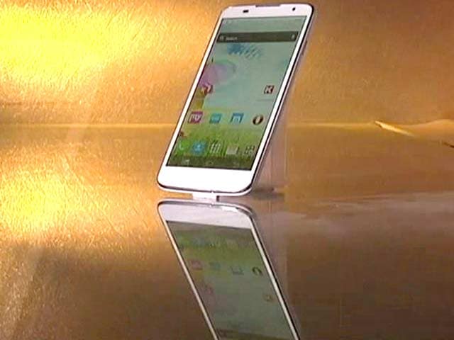 Video : Cell Guru Smartphone Review: Karbonn Titanium S5 +