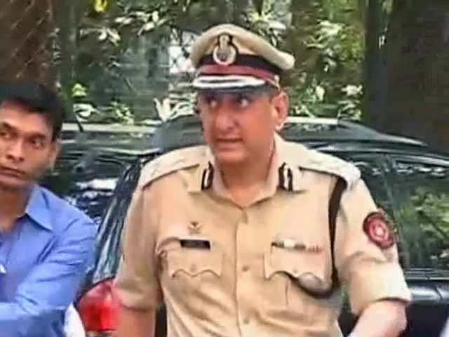 राकेश मारिया को पुलिस कमिश्नर बनाए जाने पर विवाद